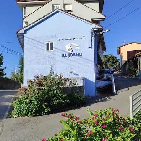 Apartamentos El Jornu Llanes Esterno foto