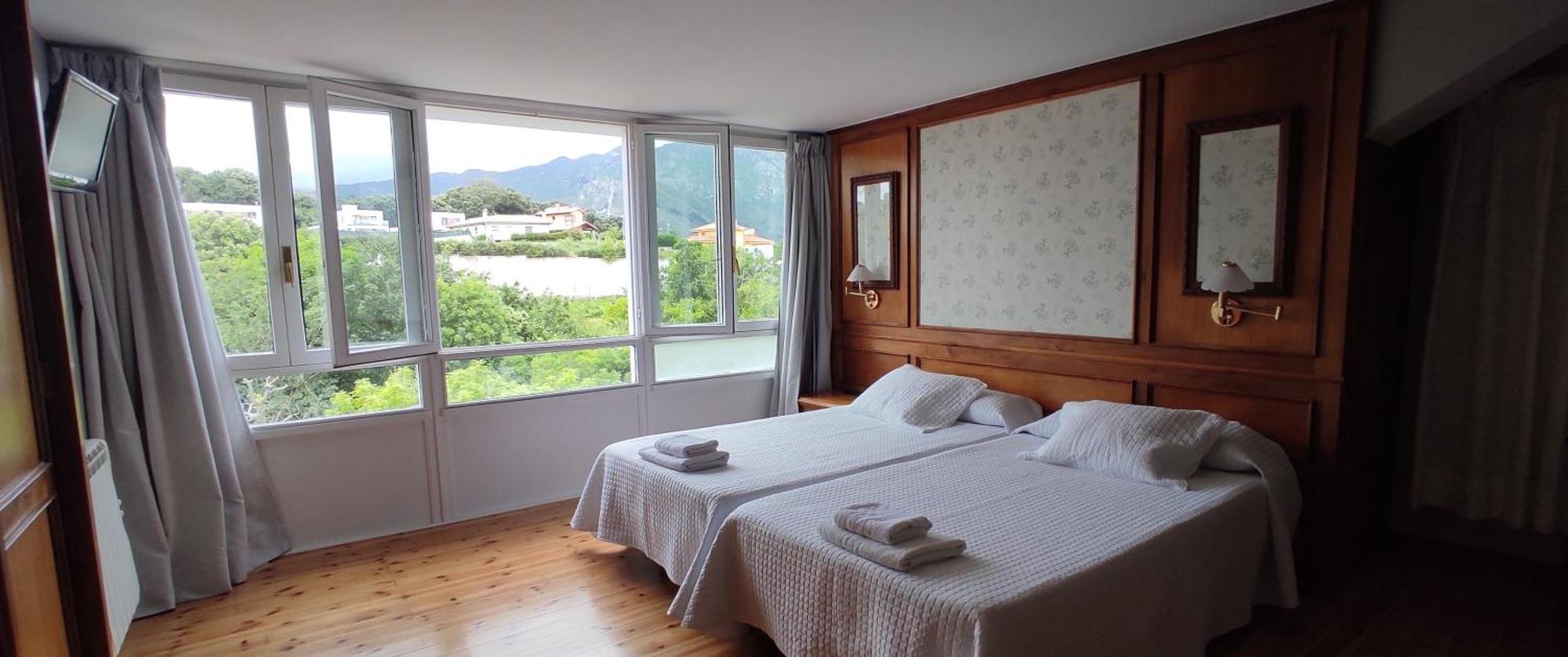 Apartamentos El Jornu Llanes Esterno foto